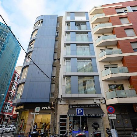 Loft - Side Sea Views - Aircon & Wifi Appartement Las Palmas Buitenkant foto