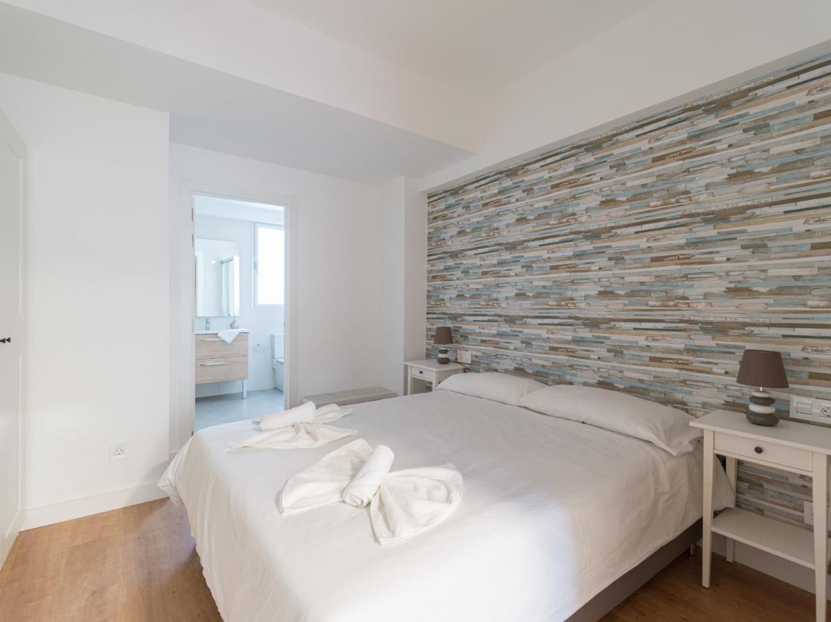 Loft - Side Sea Views - Aircon & Wifi Appartement Las Palmas Buitenkant foto