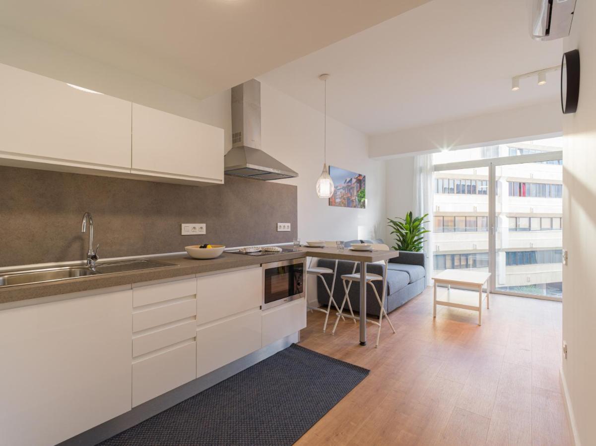 Loft - Side Sea Views - Aircon & Wifi Appartement Las Palmas Buitenkant foto